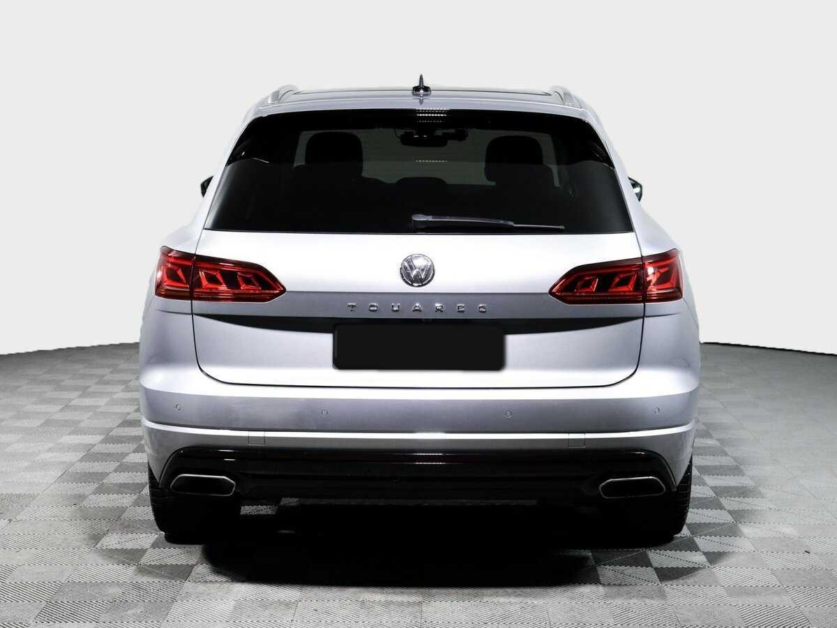 Купить Volkswagen Touareg с пробегом. Фото: #5