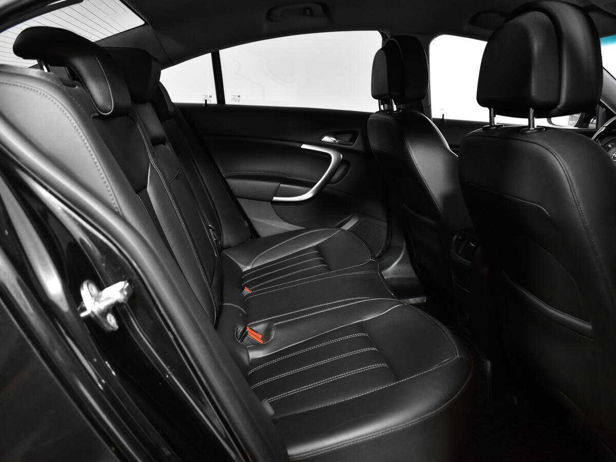 Купить Opel Insignia с пробегом. Фото: #9