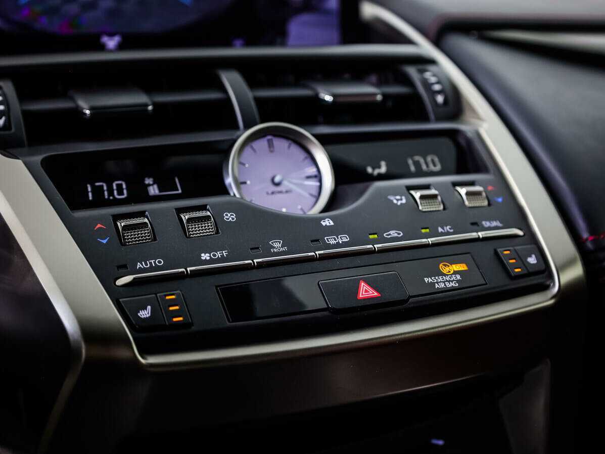 Купить Lexus NX с пробегом. Фото: #13