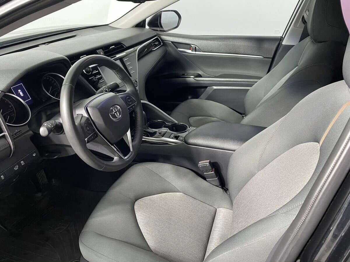 Купить Toyota Camry с пробегом. Фото: #7