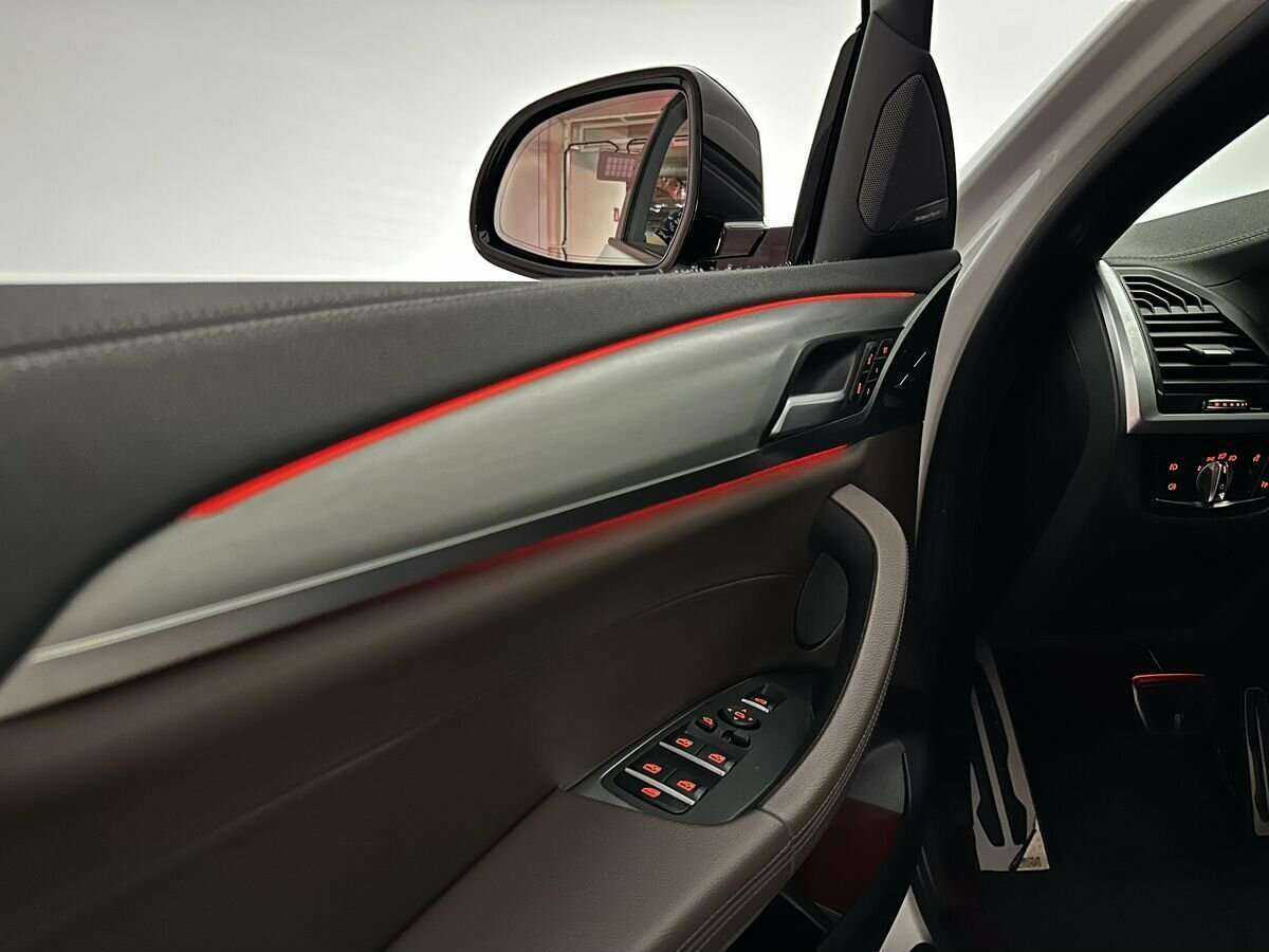 Купить BMW X4 с пробегом. Фото: #11