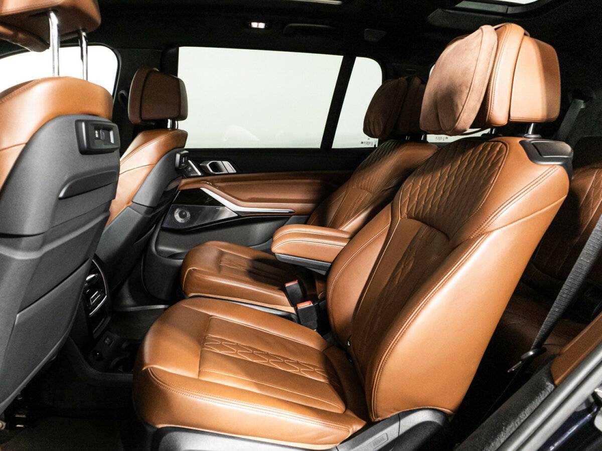 Купить BMW X7 с пробегом. Фото: #9