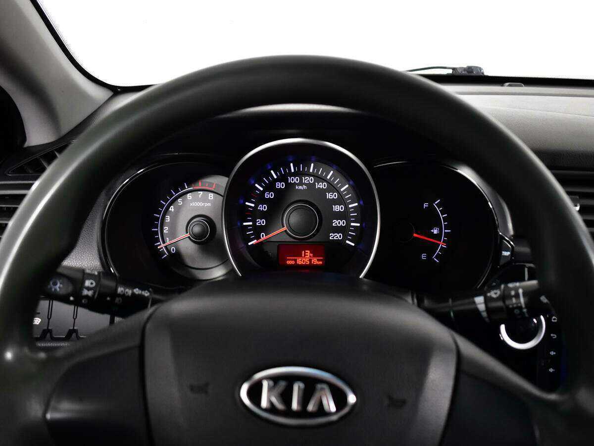 Купить Kia Rio с пробегом. Фото: #10