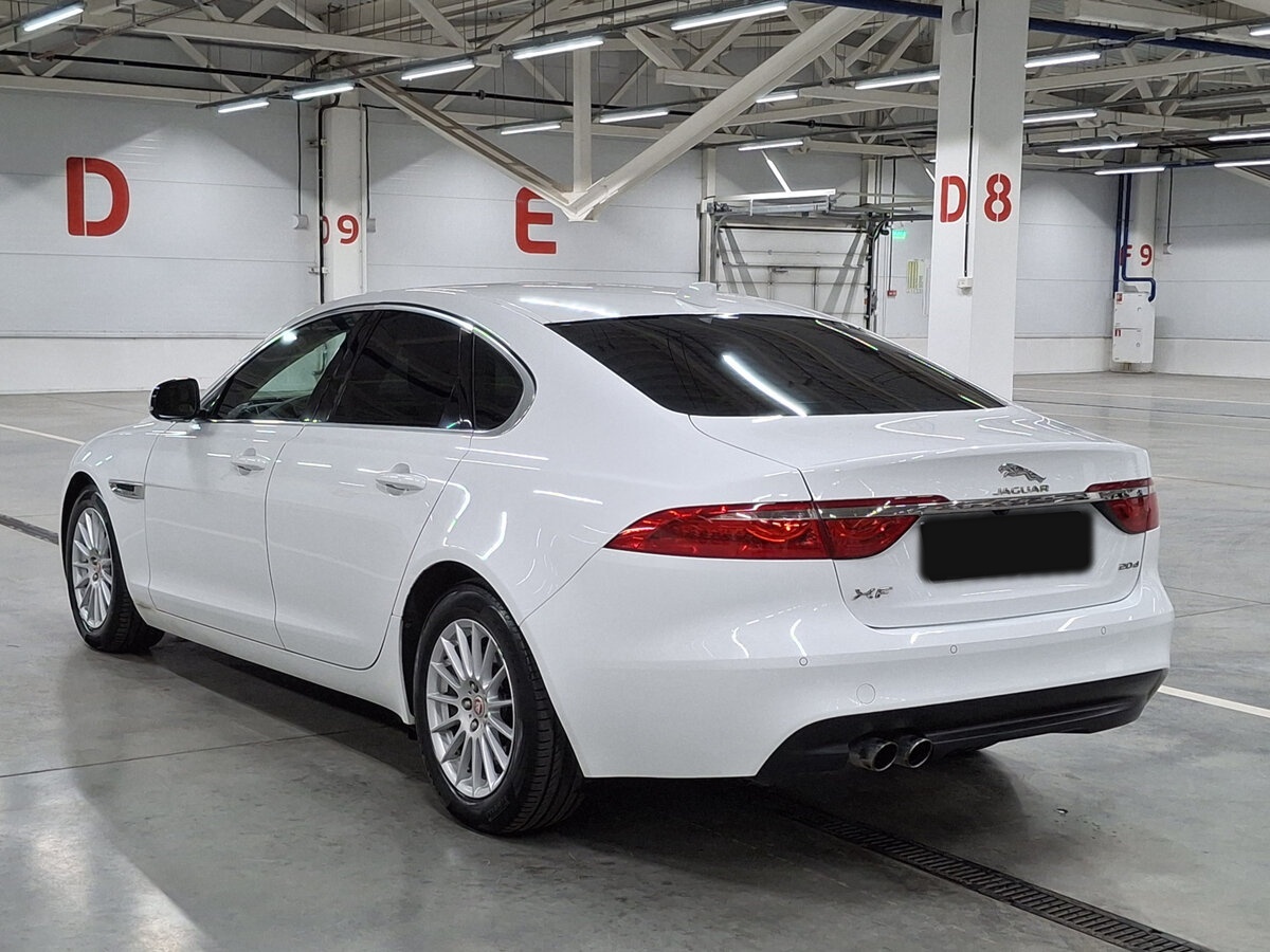 Купить Jaguar XF с пробегом. Фото: #6