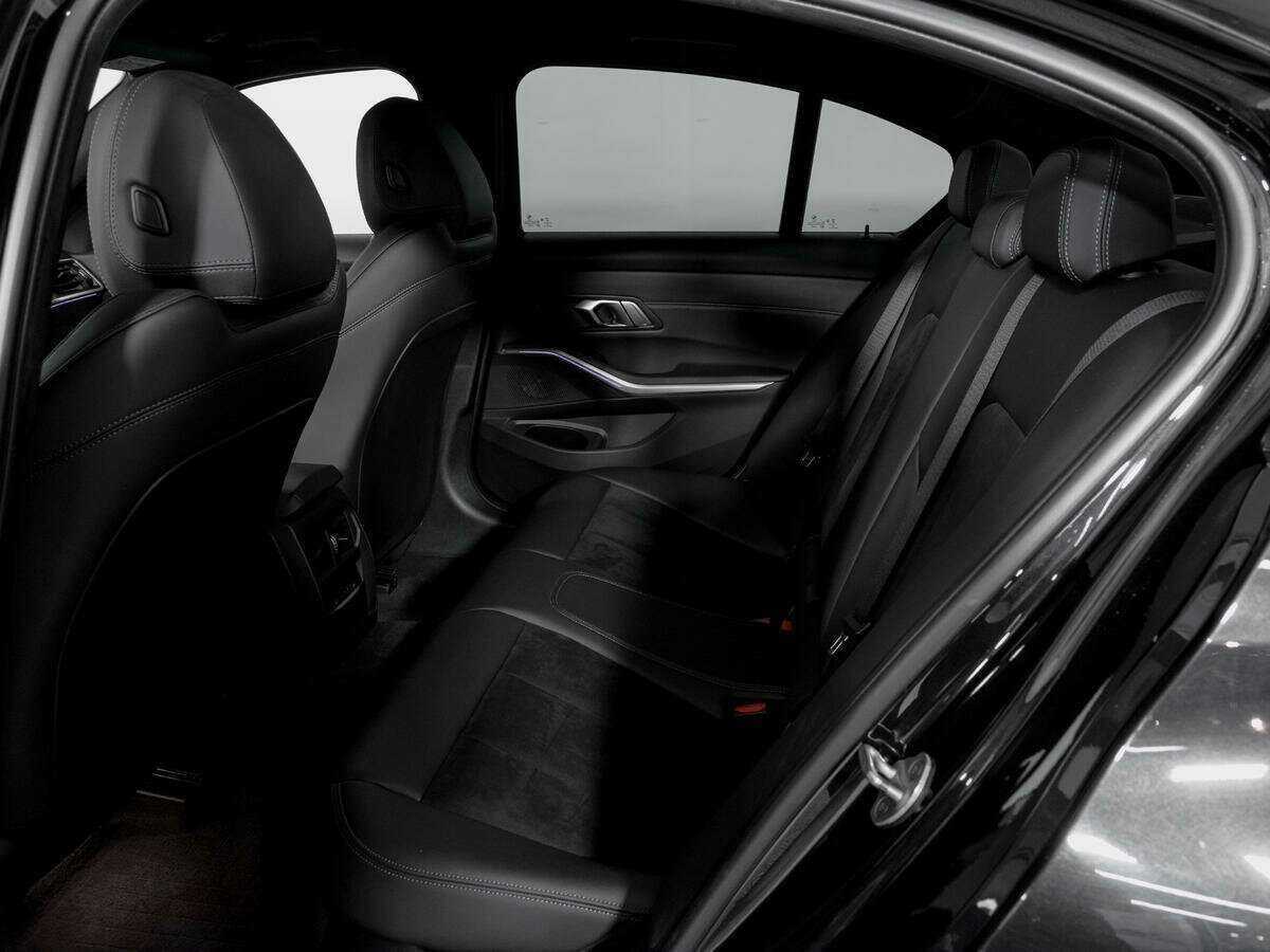 Купить BMW 3 серии с пробегом. Фото: #9