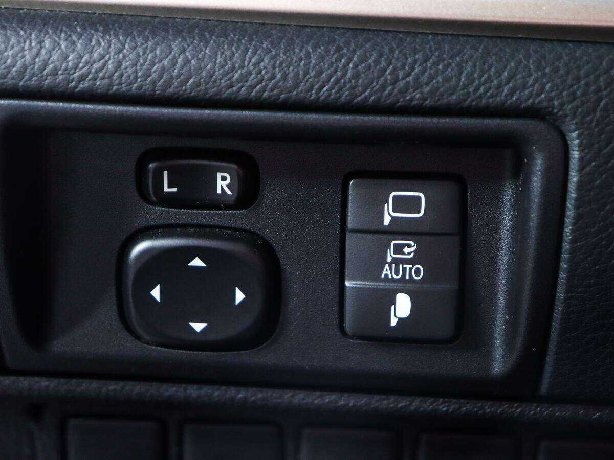 Купить Lexus ES с пробегом. Фото: #20