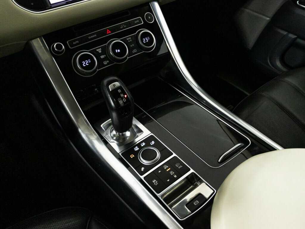 Купить Land Rover Range Rover Sport с пробегом. Фото: #18