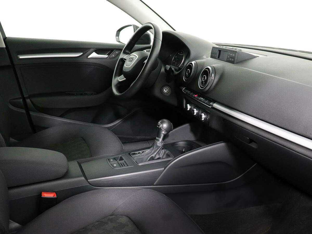 Купить Audi A3 с пробегом. Фото: #6