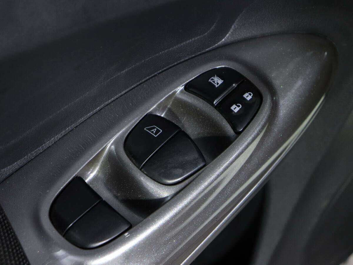 Купить Nissan Juke с пробегом. Фото: #15