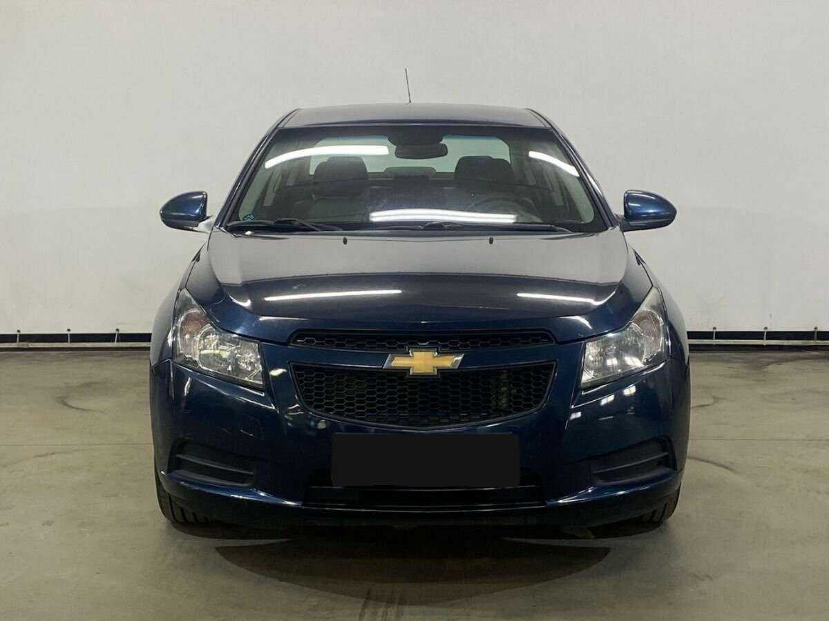 Купить Chevrolet Cruze с пробегом. Фото: #1
