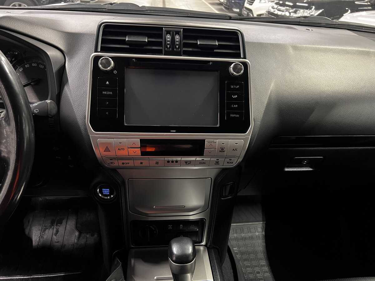 Купить Toyota Land Cruiser Prado с пробегом. Фото: #14