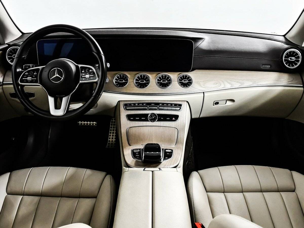 Купить Mercedes-Benz E-Класс с пробегом. Фото: #10