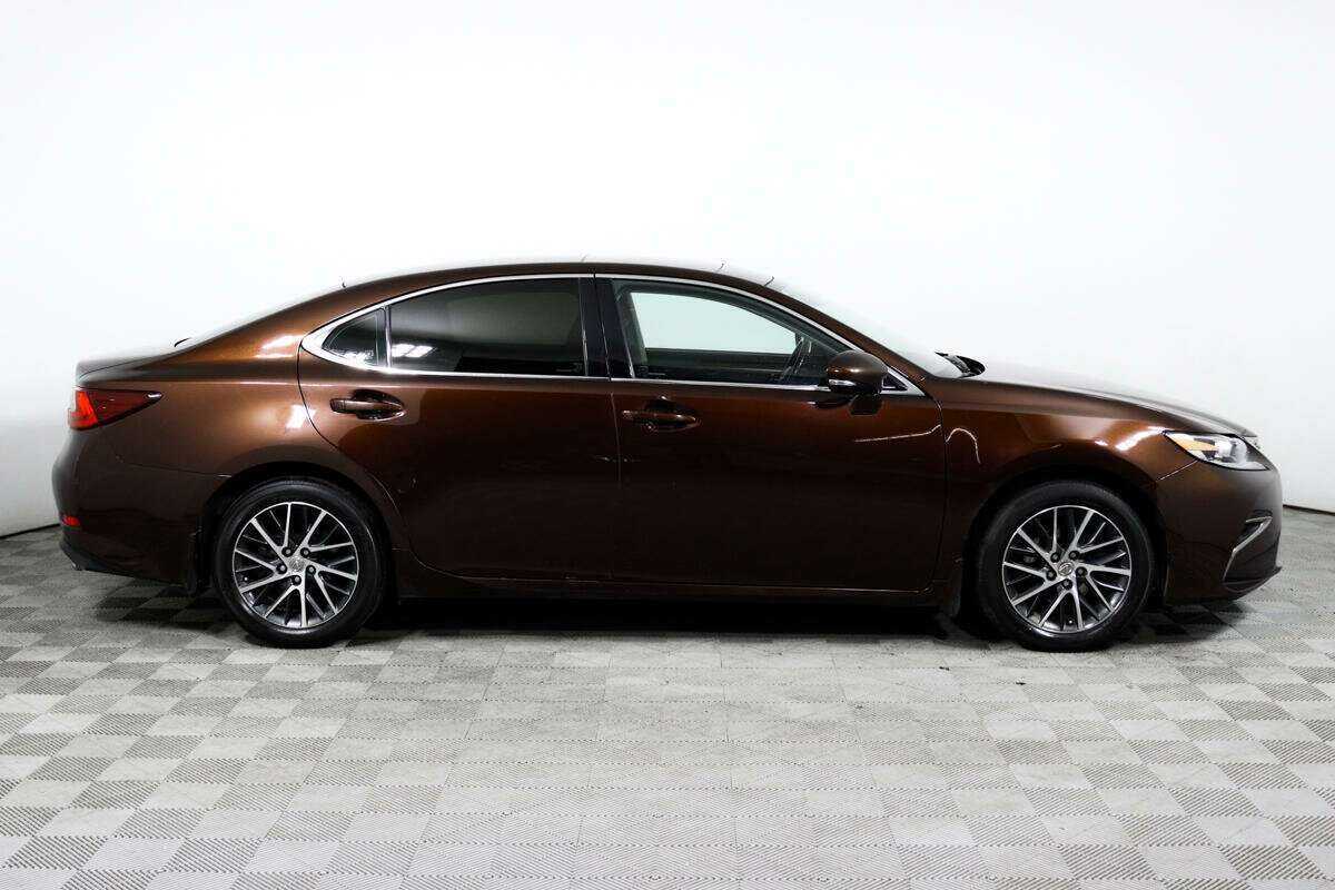 Купить Lexus ES с пробегом. Фото: #3
