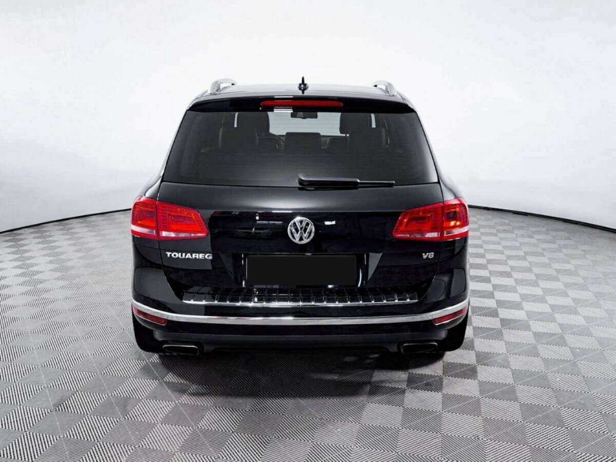 Купить Volkswagen Touareg с пробегом. Фото: #4