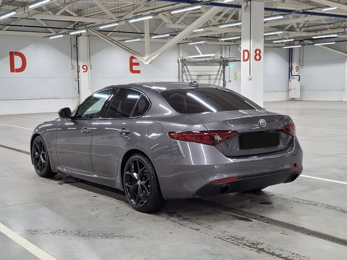 Купить Alfa Romeo Giulia с пробегом. Фото: #6