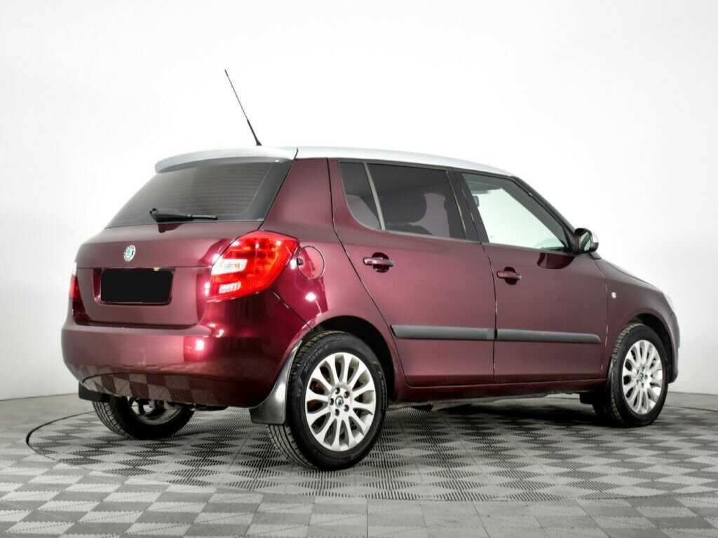 Купить Skoda Fabia с пробегом. Фото: #4