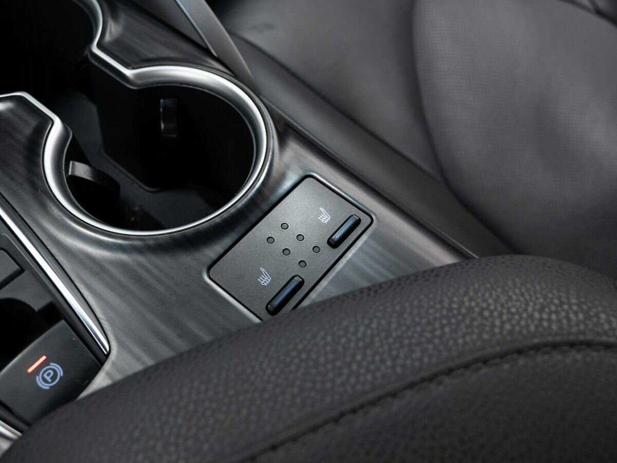 Купить Toyota Camry с пробегом. Фото: #24