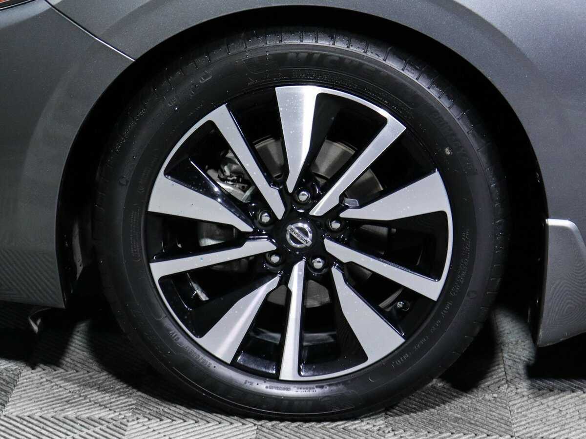 Купить Nissan Sentra с пробегом. Фото: #11