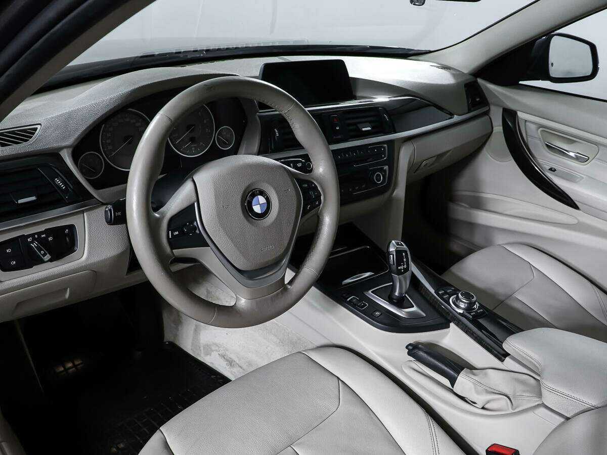 Купить BMW 3 серии с пробегом. Фото: #12