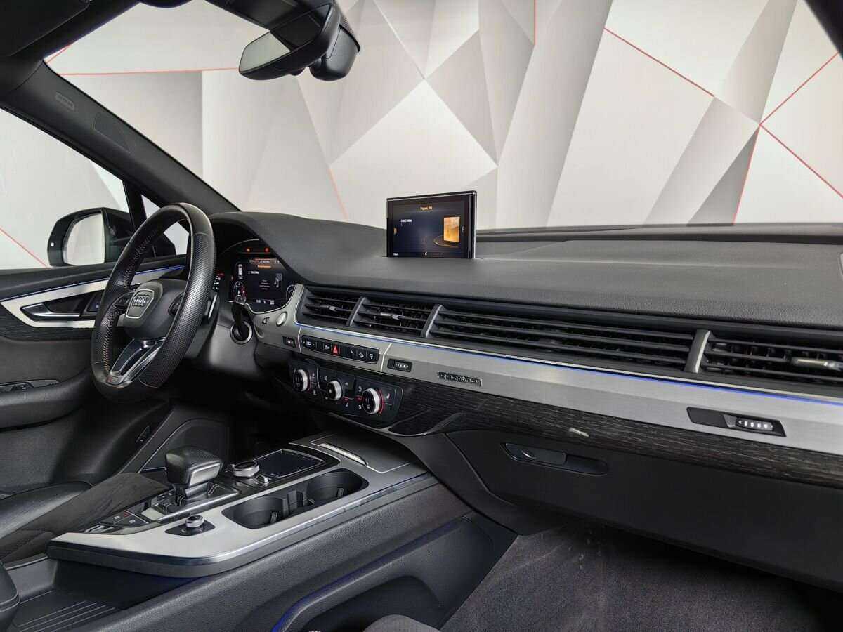 Купить Audi Q7 с пробегом. Фото: #8