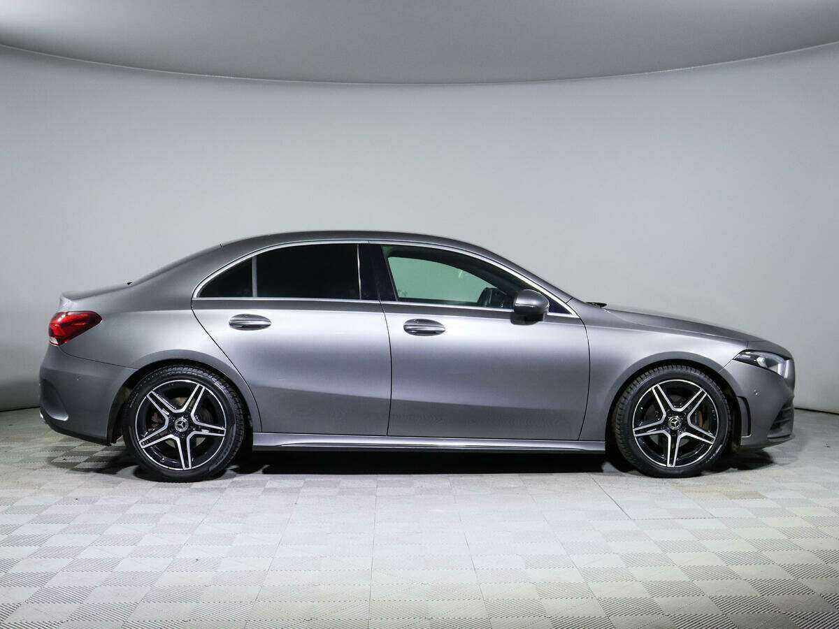 Купить Mercedes-Benz A-Класс с пробегом. Фото: #3