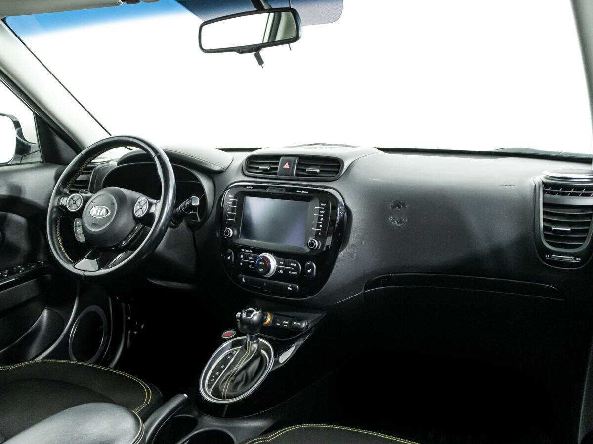 Купить Kia Soul с пробегом. Фото: #8
