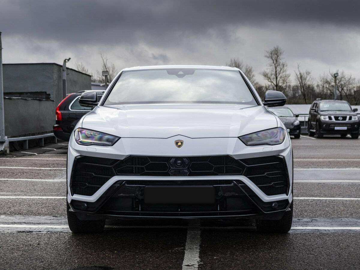 Купить Lamborghini Urus с пробегом. Фото: #2