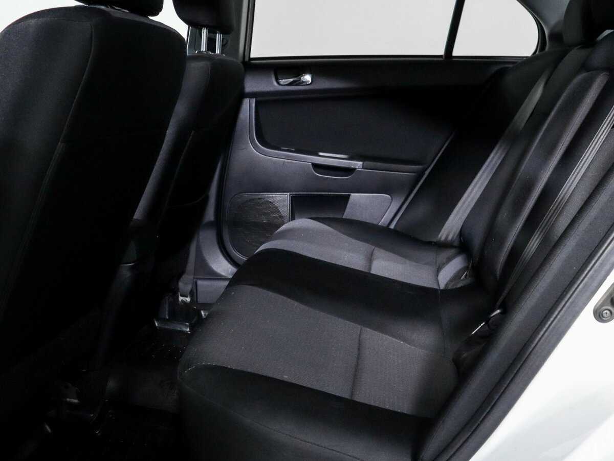 Купить Mitsubishi Lancer с пробегом. Фото: #6