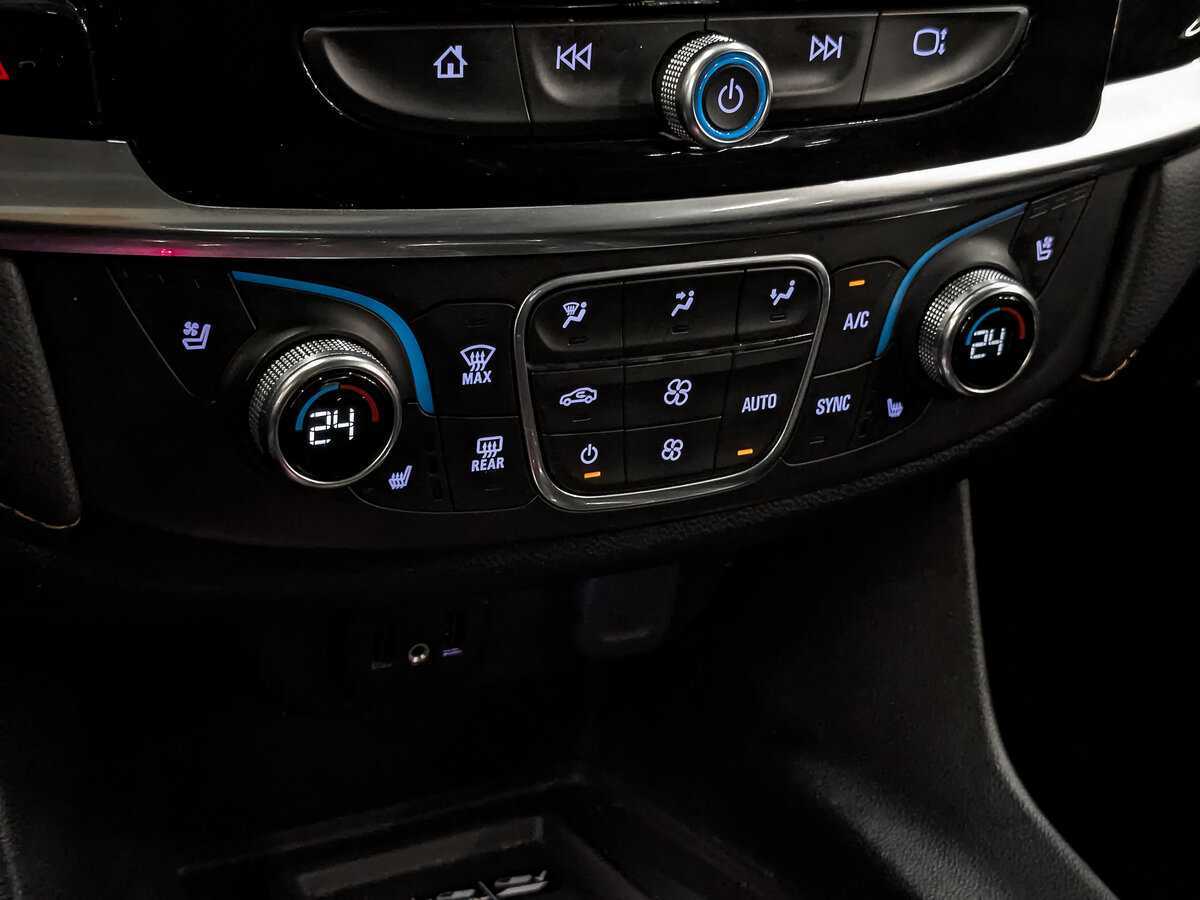 Купить Chevrolet Traverse с пробегом. Фото: #20