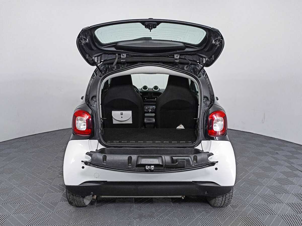 Купить Smart Fortwo с пробегом. Фото: #9