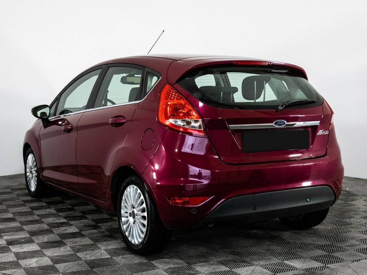 Купить Ford Fiesta с пробегом. Фото: #5