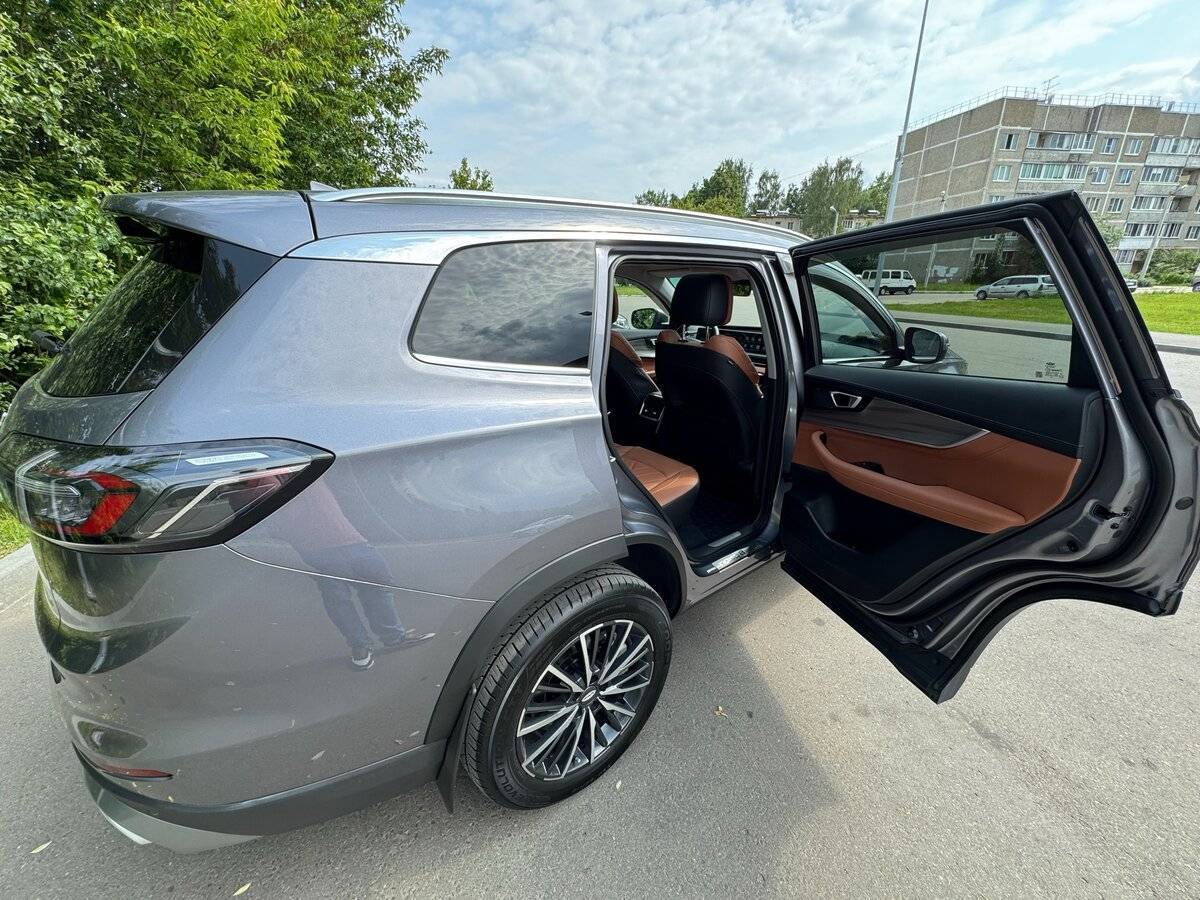 Купить Chery Tiggo 8 Pro e+ с пробегом. Фото: #13