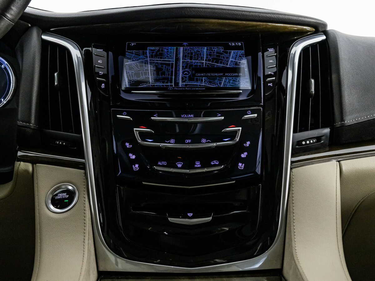 Купить Cadillac Escalade с пробегом. Фото: #11