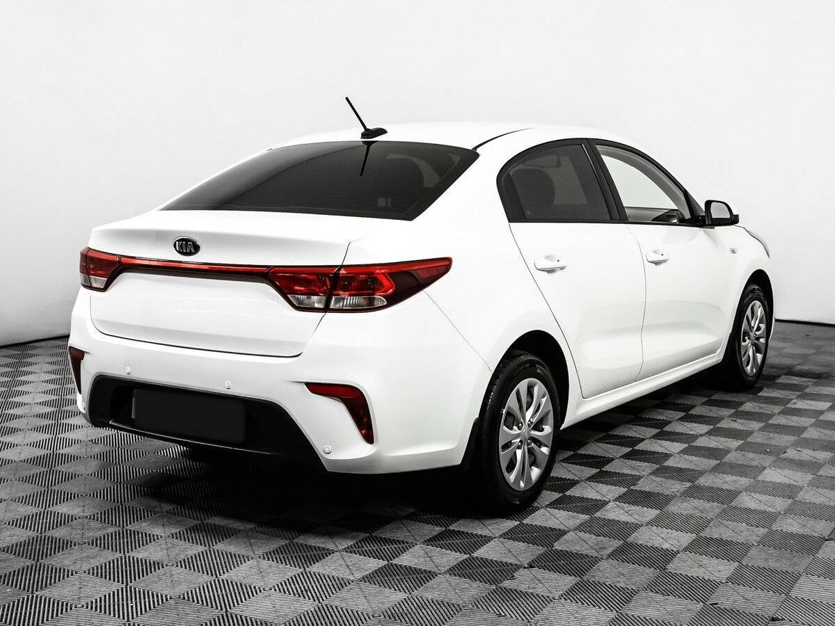Купить Kia Rio с пробегом. Фото: #4