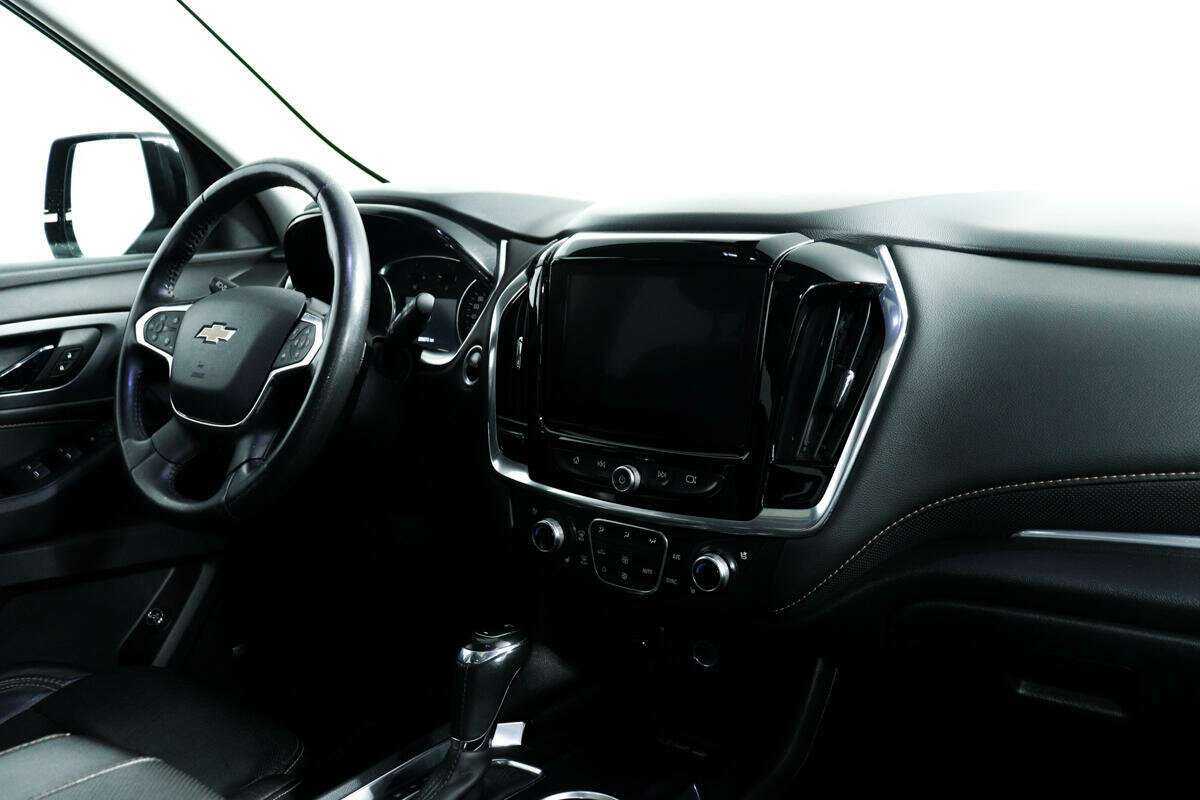 Купить Chevrolet Traverse с пробегом. Фото: #8