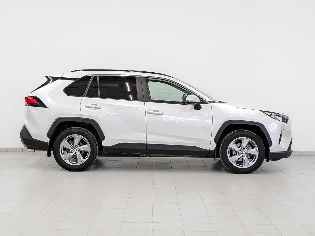 Купить Toyota RAV4 с пробегом. Фото: #3