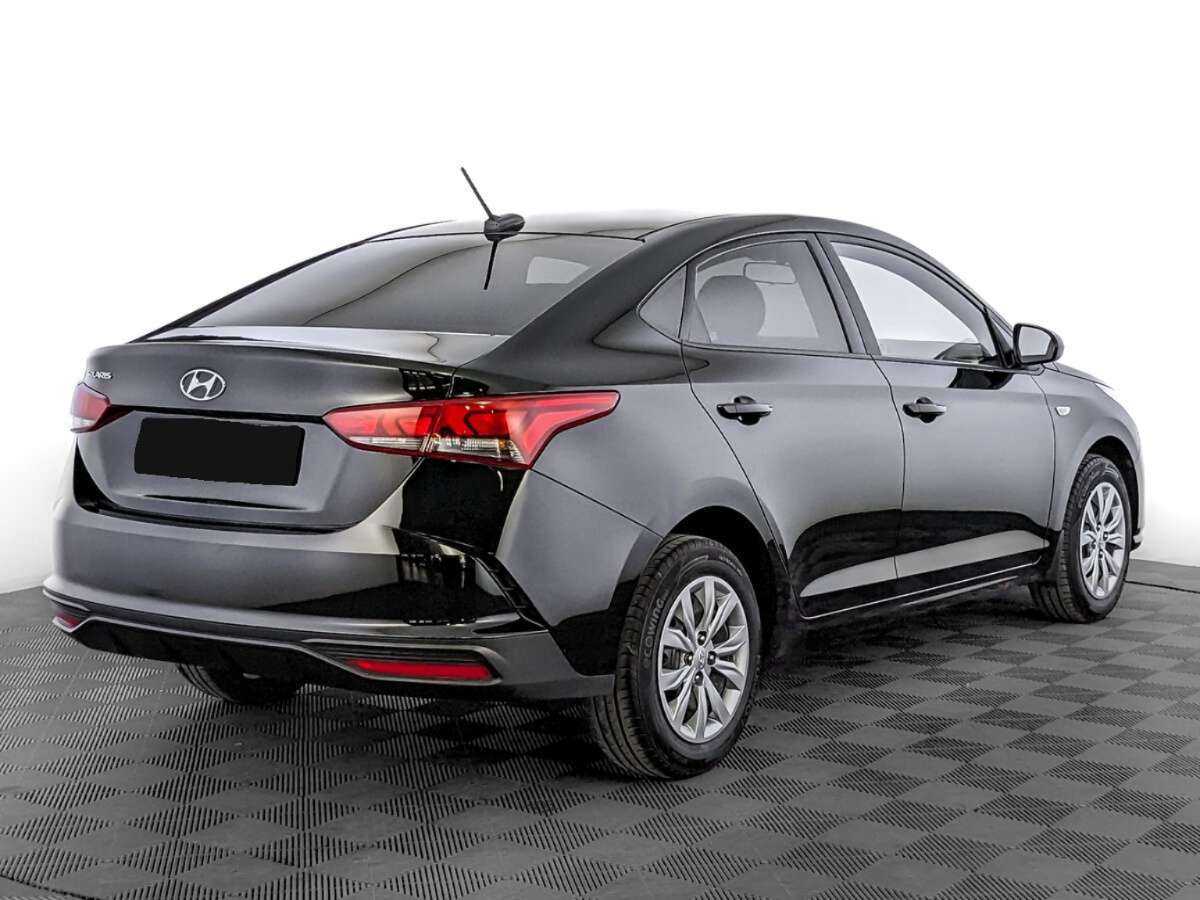 Купить Hyundai Solaris с пробегом. Фото: #4