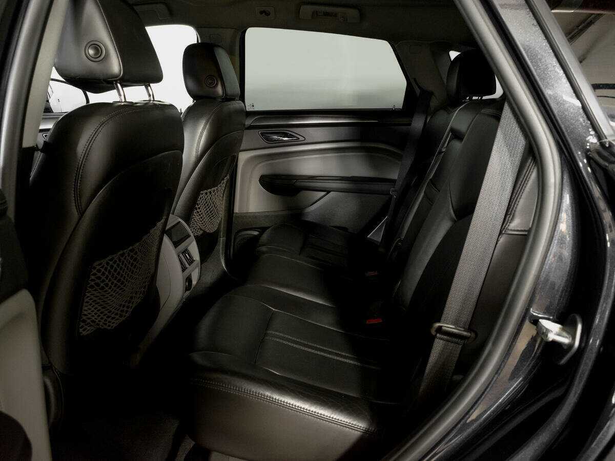Купить Cadillac SRX с пробегом. Фото: #9