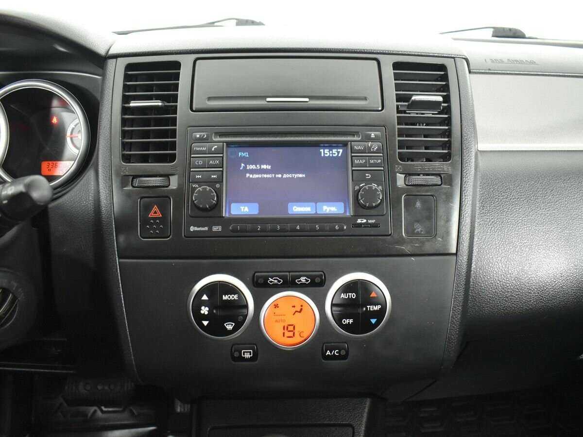 Купить Nissan Tiida с пробегом. Фото: #12