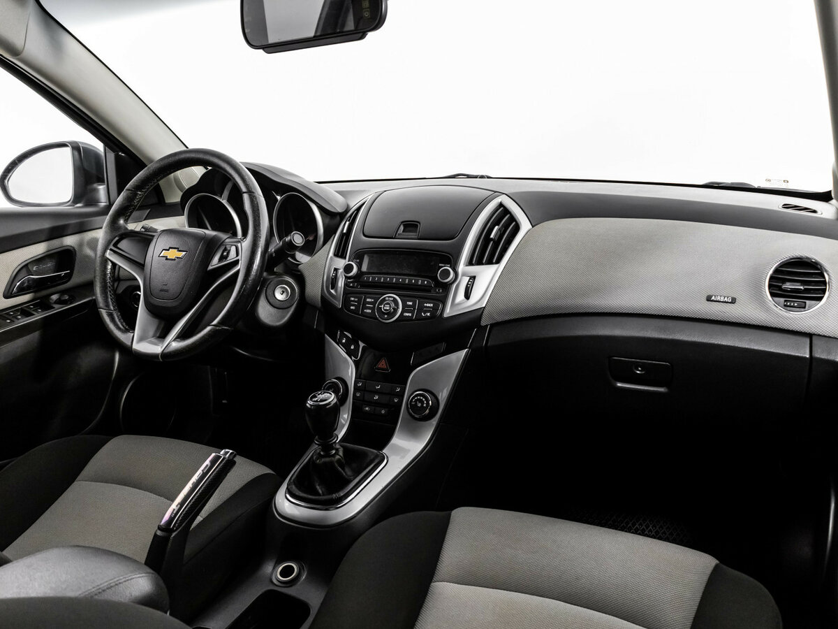 Купить Chevrolet Cruze с пробегом. Фото: #6