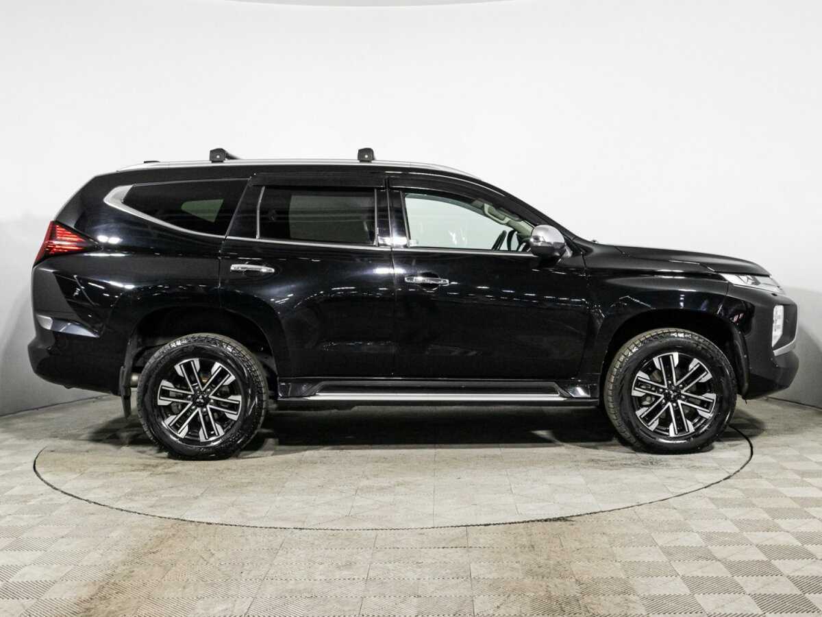 Купить Mitsubishi Pajero Sport с пробегом. Фото: #3