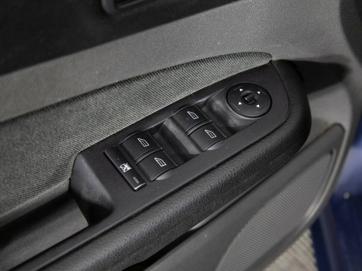 Купить Ford Focus с пробегом. Фото: #13