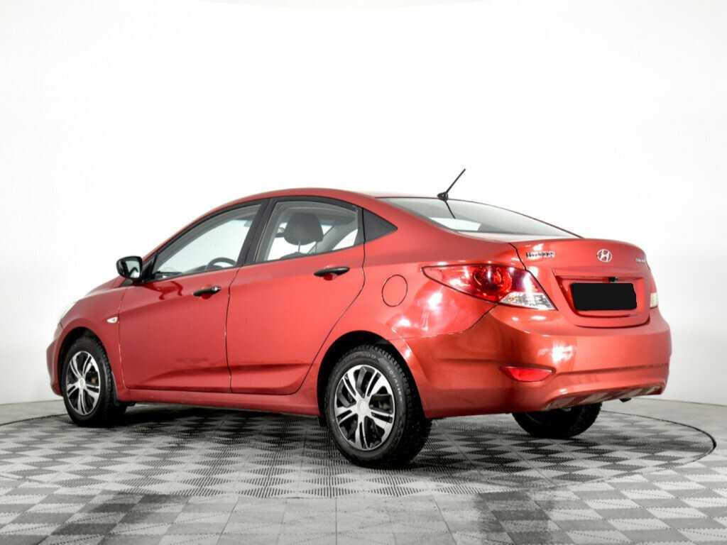 Купить Hyundai Solaris с пробегом. Фото: #4