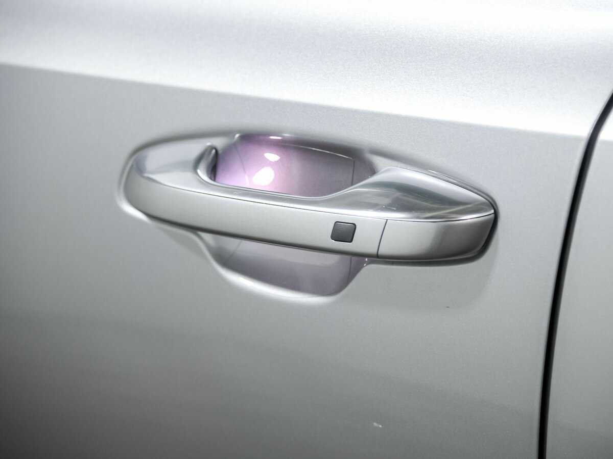 Купить Kia Sorento с пробегом. Фото: #20