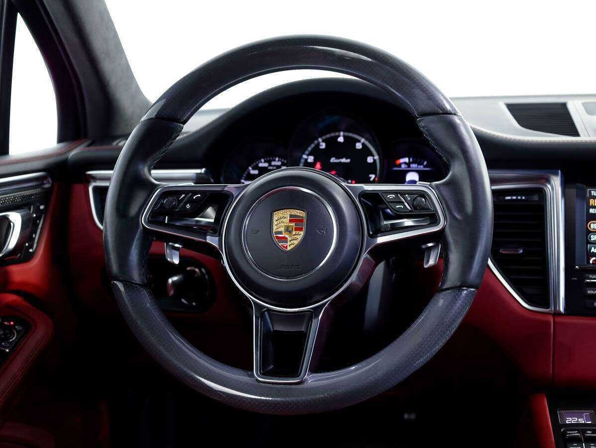 Купить Porsche Macan с пробегом. Фото: #26