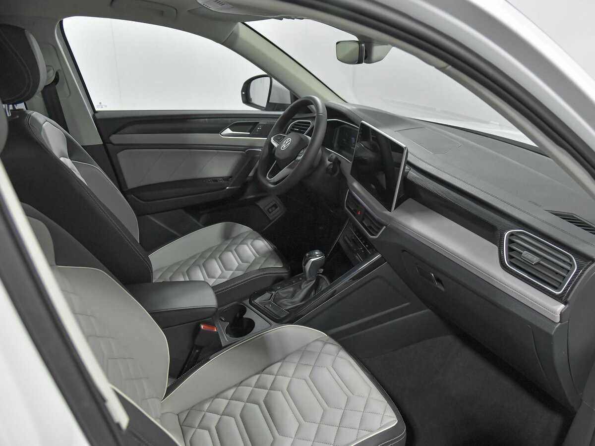 Купить Volkswagen Tayron с пробегом. Фото: #16