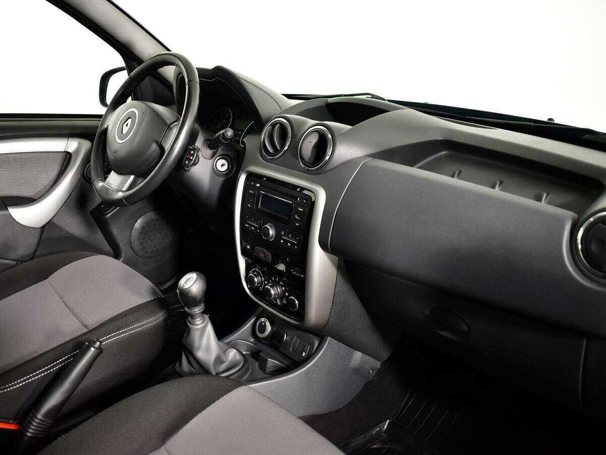 Купить Renault Duster с пробегом. Фото: #8