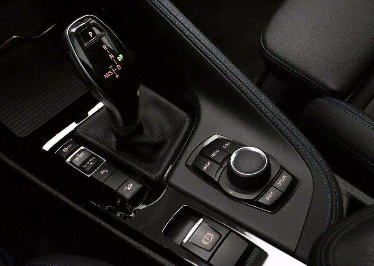 Купить BMW X1 с пробегом. Фото: #11