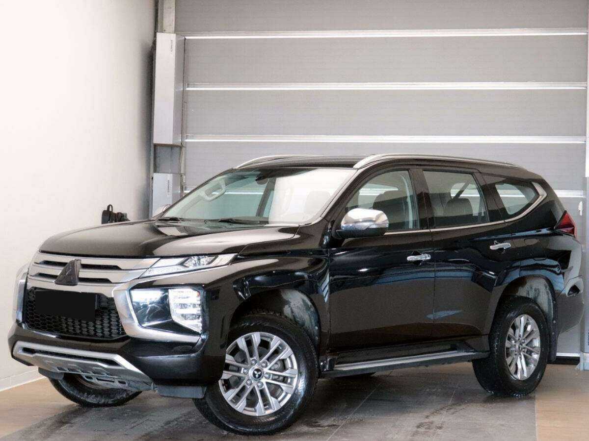 Купить Mitsubishi Pajero Sport с пробегом. Фото: #0
