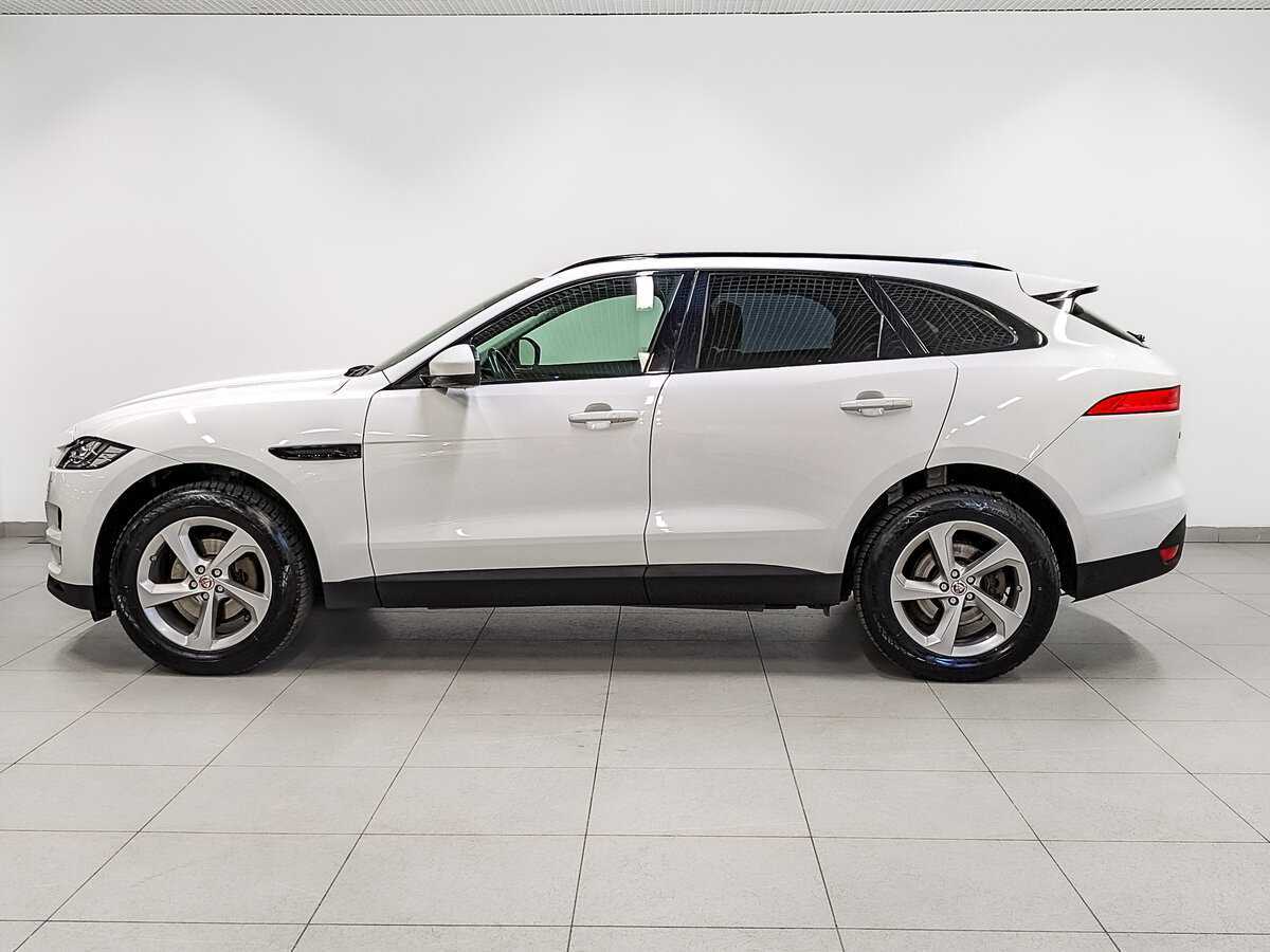 Купить Jaguar F-Pace с пробегом. Фото: #7
